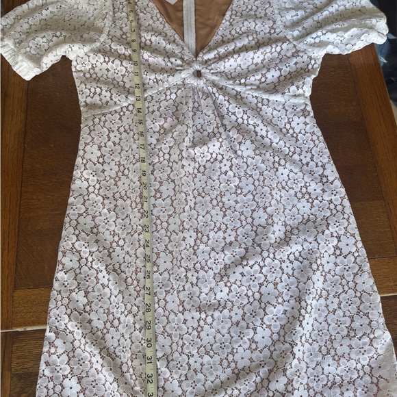 NWT Michael Kors Feminine White Lace Keyhole Dress Delicate Puff Sleeves Sz 12 - Picture 14 of 15